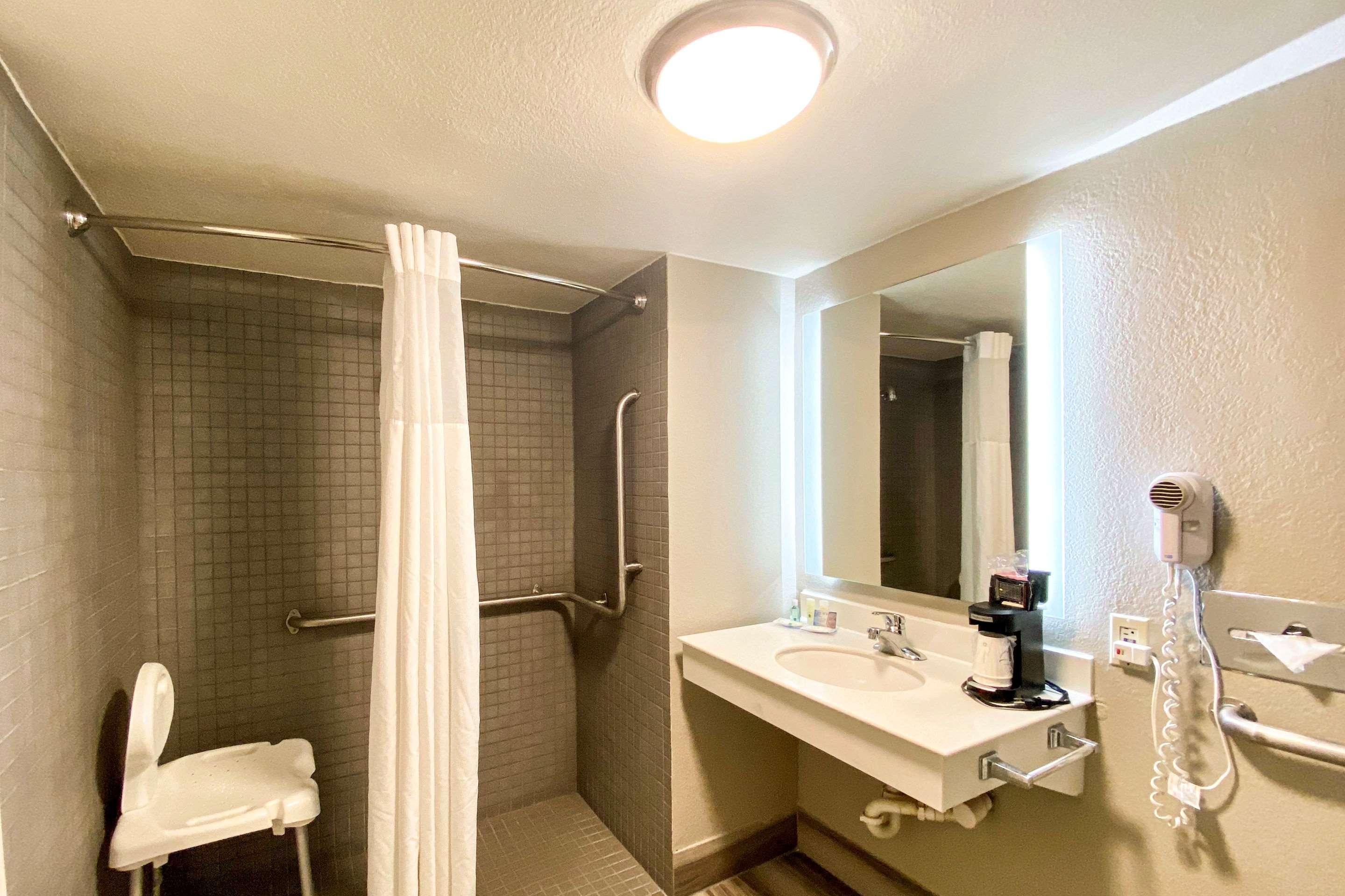Quality Inn Гарлінґен Екстер'єр фото