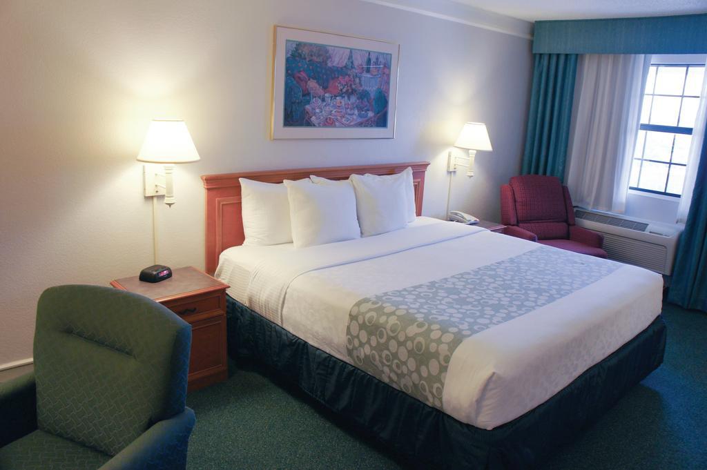 Quality Inn Гарлінґен Екстер'єр фото