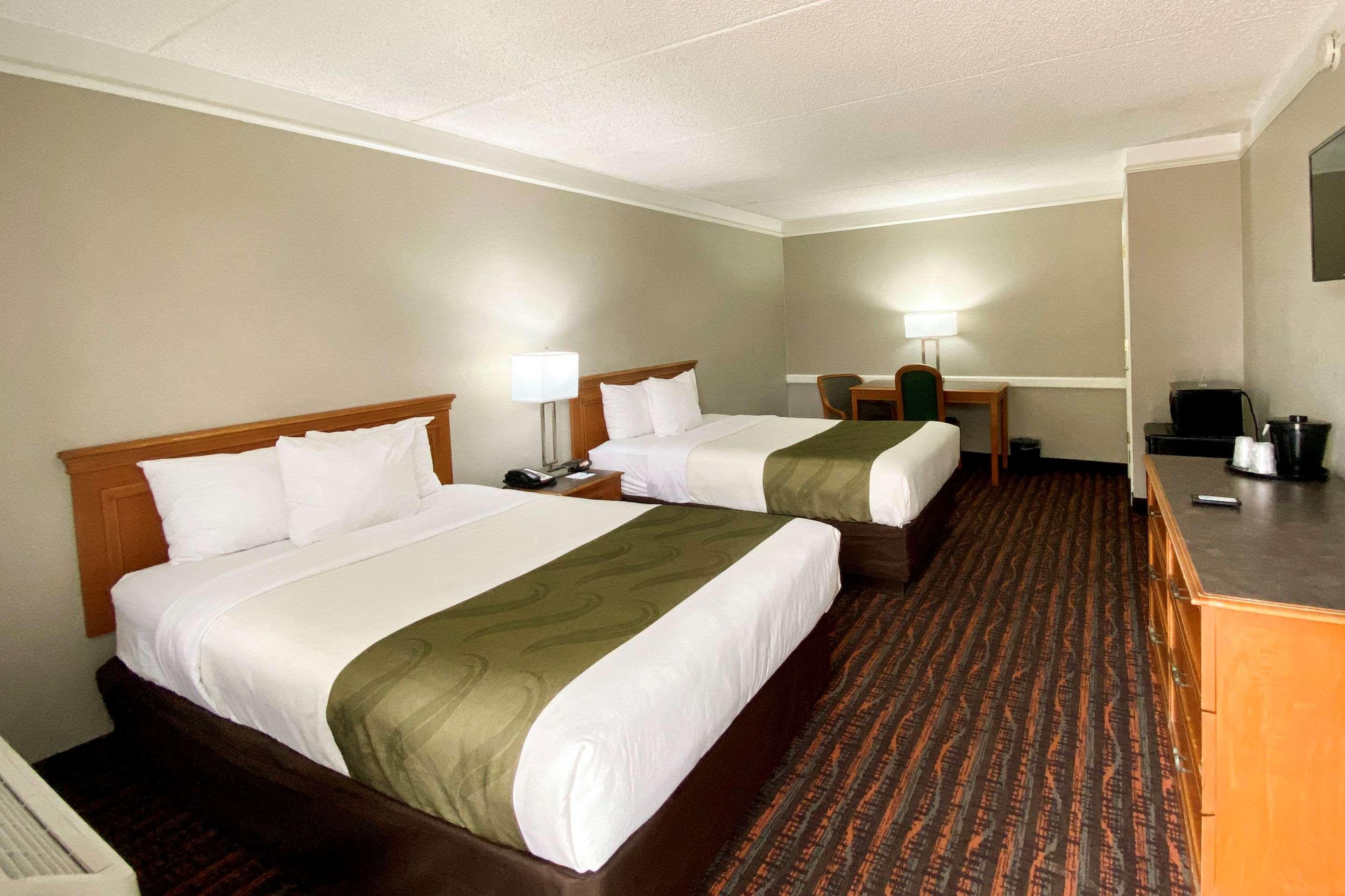 Quality Inn Гарлінґен Екстер'єр фото