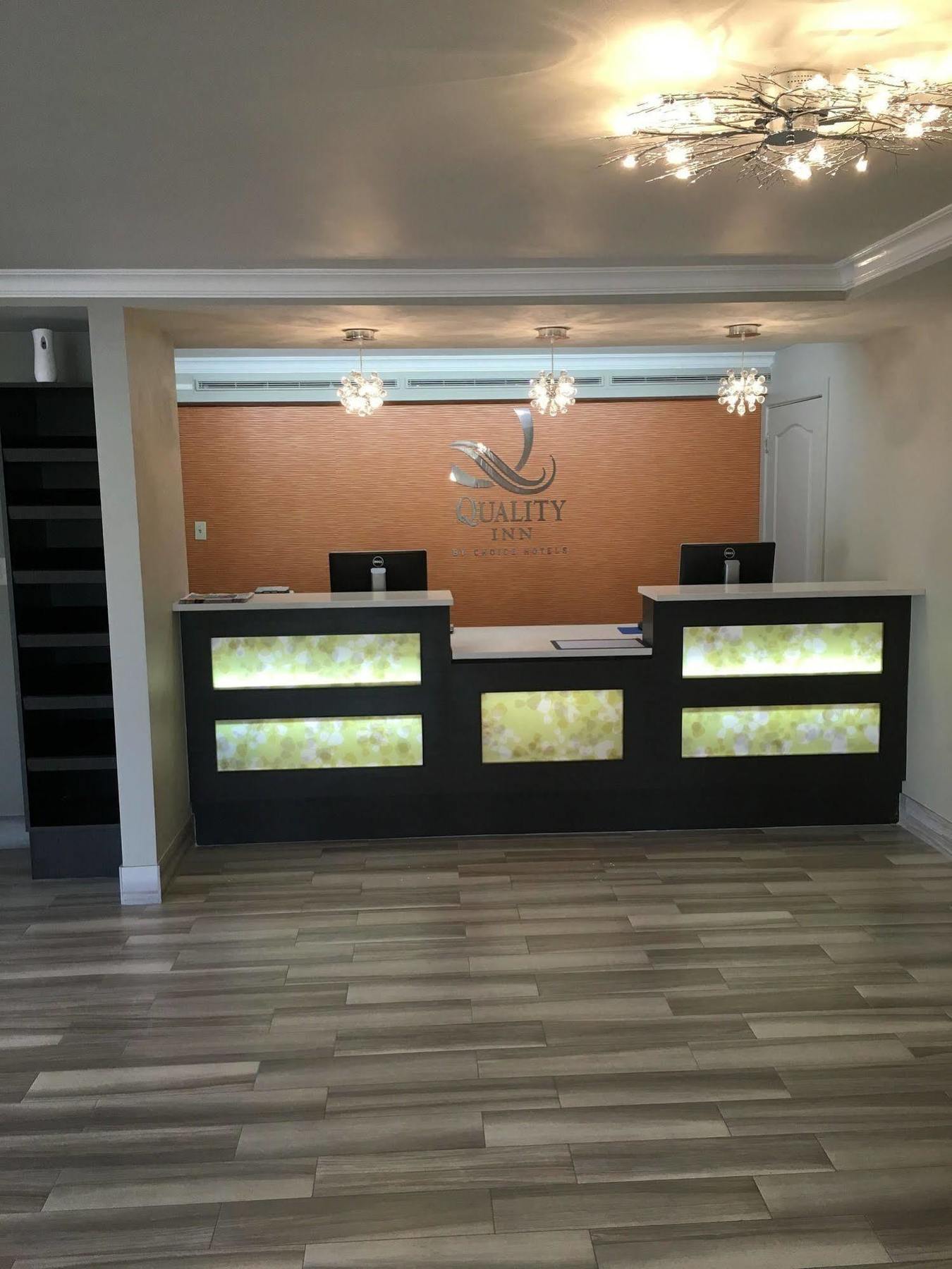 Quality Inn Гарлінґен Екстер'єр фото